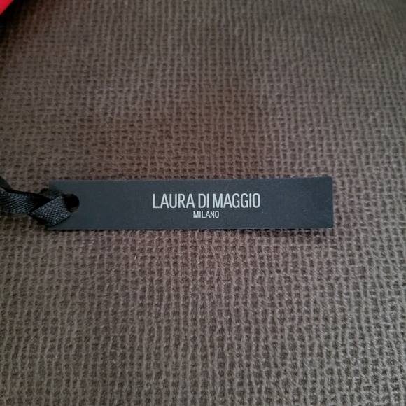 Laura Di Maggio Red❤ Zip Around Card💳 Case - NWT - Picture 10 of 16